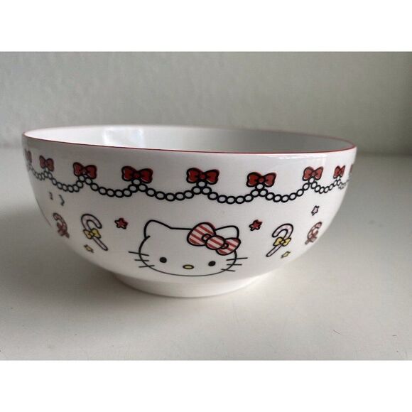 Sanrio Hello Kitty Ceramic 27 Oz Bowl Christmas Candy Cane Garland NEW - Picture 1 of 12